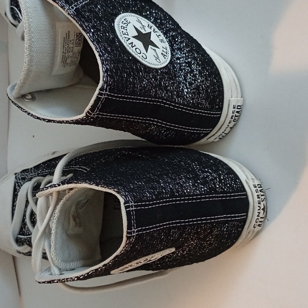 Converse Chuck Taylor High Top Sneaker in metallic Silver - Picture 4 of 8